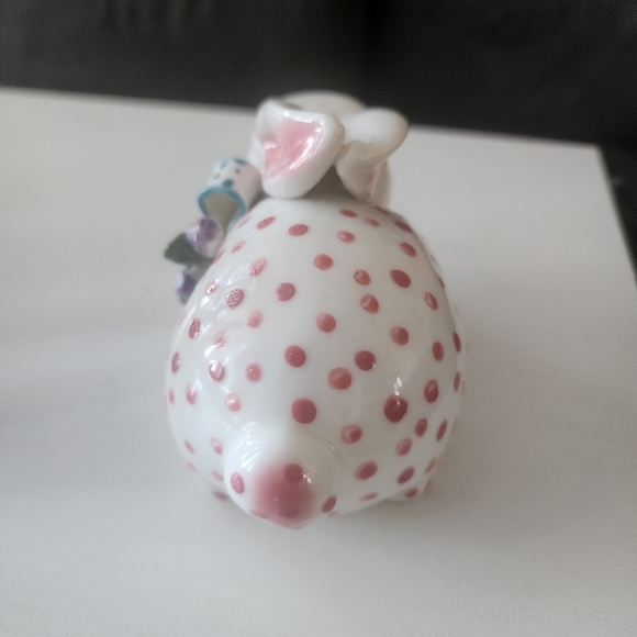 Polka Dot Ceramic Bunny Figurine - Picture 6 of 10